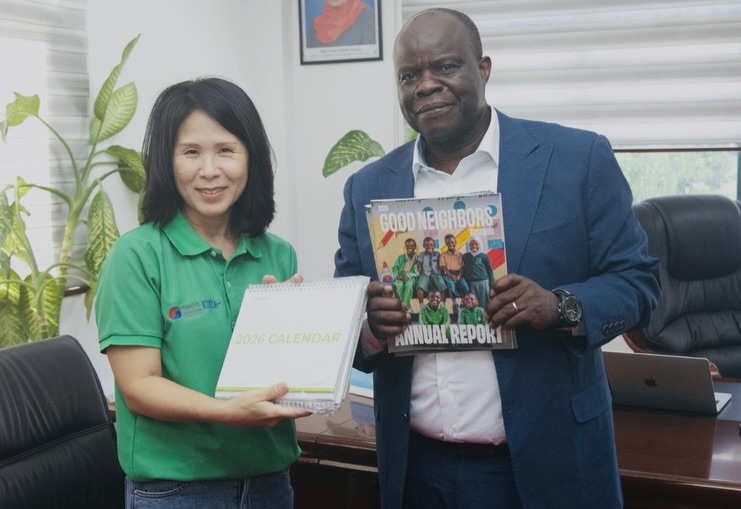 Permanent Secretary, Office of the Vice President, Dr. Richard Muyungi (right), meeting Good Neighbors Tanzania Country Director Ms. Ilsun Jung to discuss carbon trading investment in Dar es Salaam on January 23, 2026.