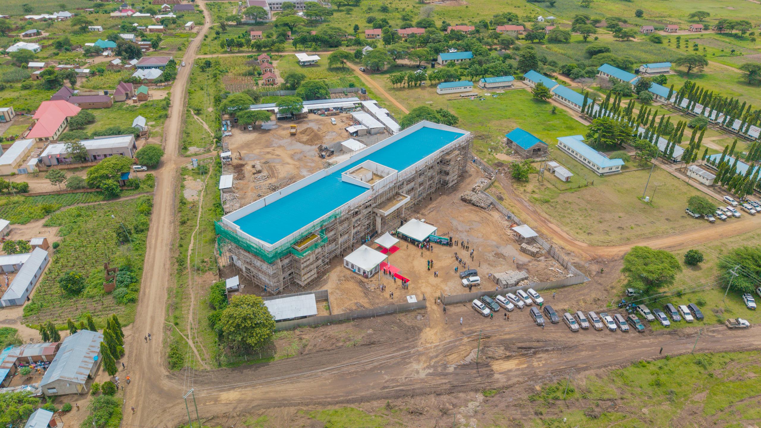 Tanzania Prime Minister Dr. Mwigulu Lameck Nchemba lays the foundation stone for a new academic building and student hostel at Sokoine University of Agriculture’s Mizengo Pinda Campus in Mpimbwe District, Katavi Region.