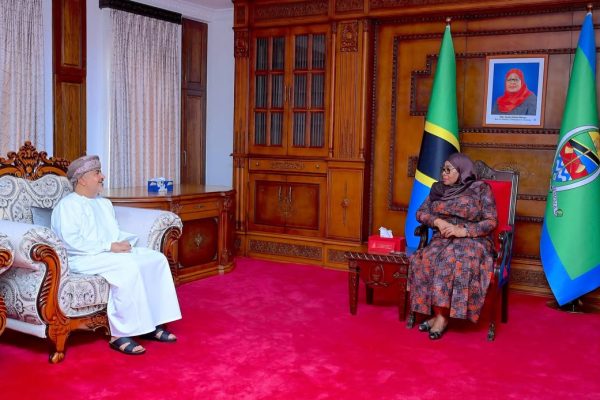 President Samia Suluhu Hassan speaks with Oman’s Minister of Transport, Communications and Information Technology, Saeed bin Hamoud bin Saeed Al Maawali, at State House Tunguu, Zanzibar, on 22 January 2026.