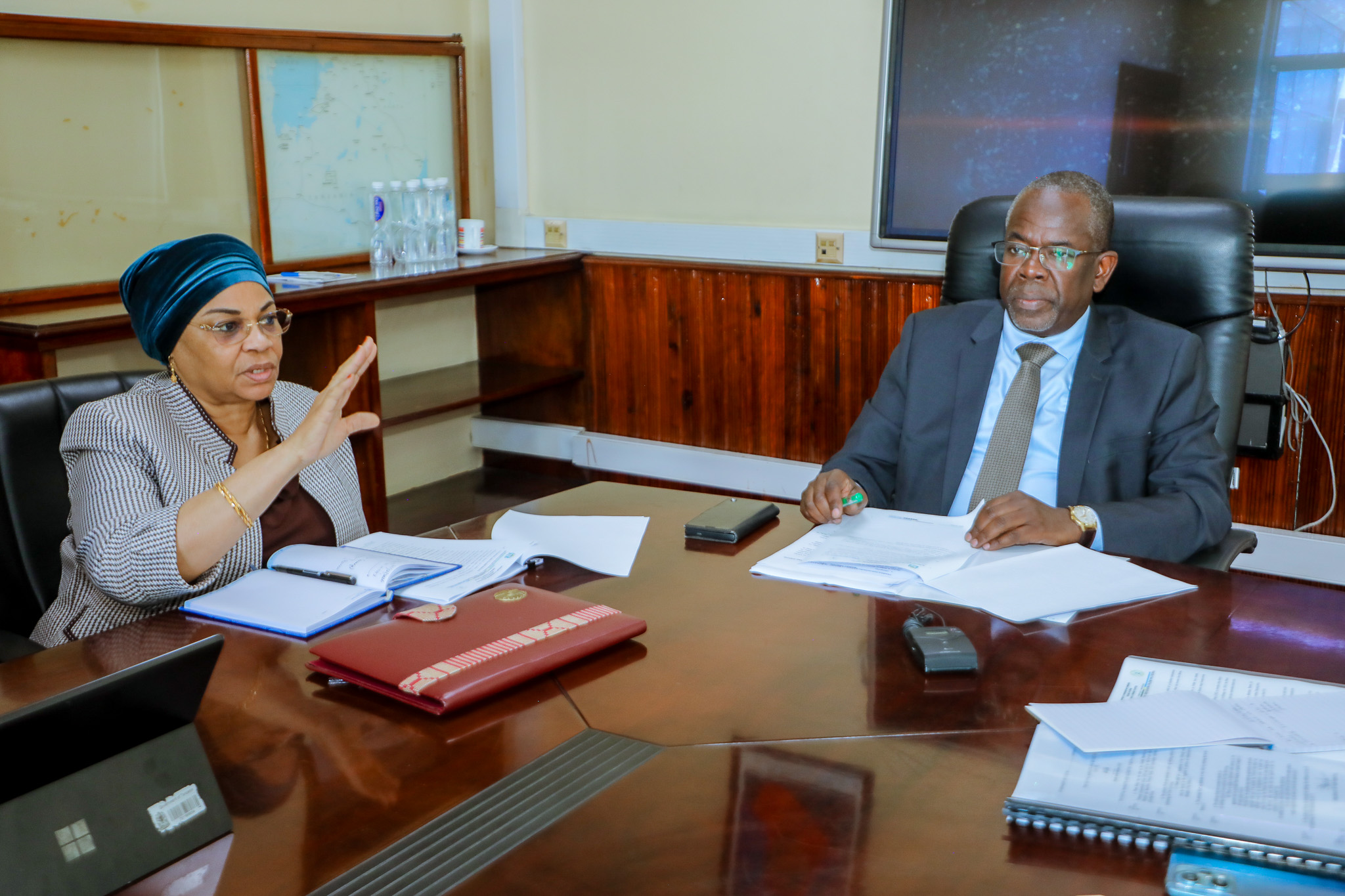 Finance Minister Khamis Mussa Omar meeting with members of the Capital Markets Tribunal delegation at the Ministry of Finance offices in Dar es Salaam.
