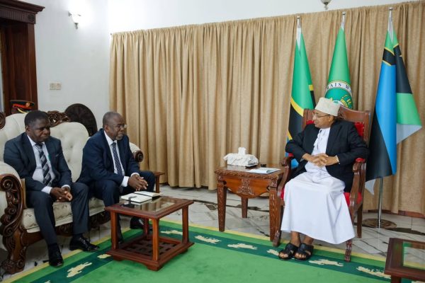 President Hussein Ali Mwinyi meeting Finance Minister Ambassador Khamis Mussa Omar at State House Zanzibar to discuss Union economic cooperation, 18 February 2026.