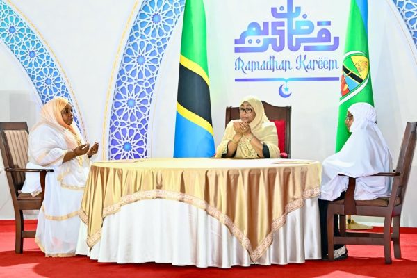 President Samia Suluhu Hassan hosts an Iftar gathering with leaders and community groups in Chakechake, South Pemba Region during the holy month of Ramadan.