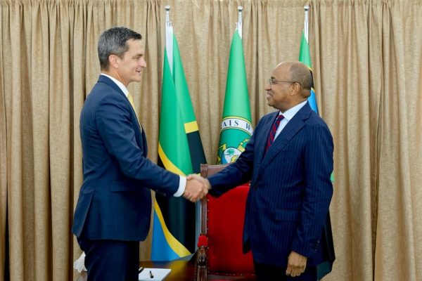 Zanzibar President Hussein Mwinyi meeting U.S. Chargé d’Affaires to discuss investment and business cooperation
