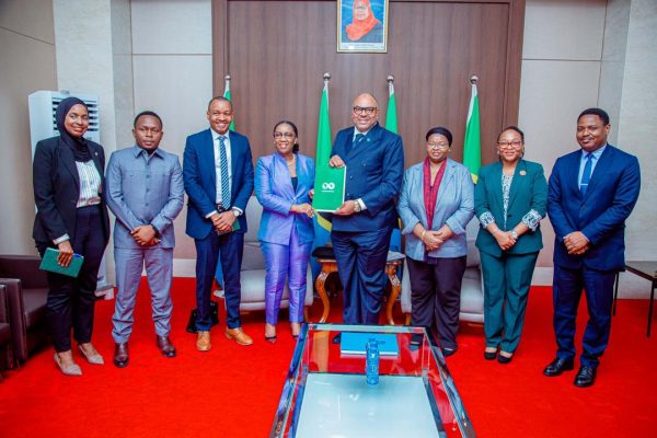 Tanzania Foreign Minister Mahmoud Kombo receiving AfDB representative Mary Monyau in Dar es Salaam during discussions on development projects