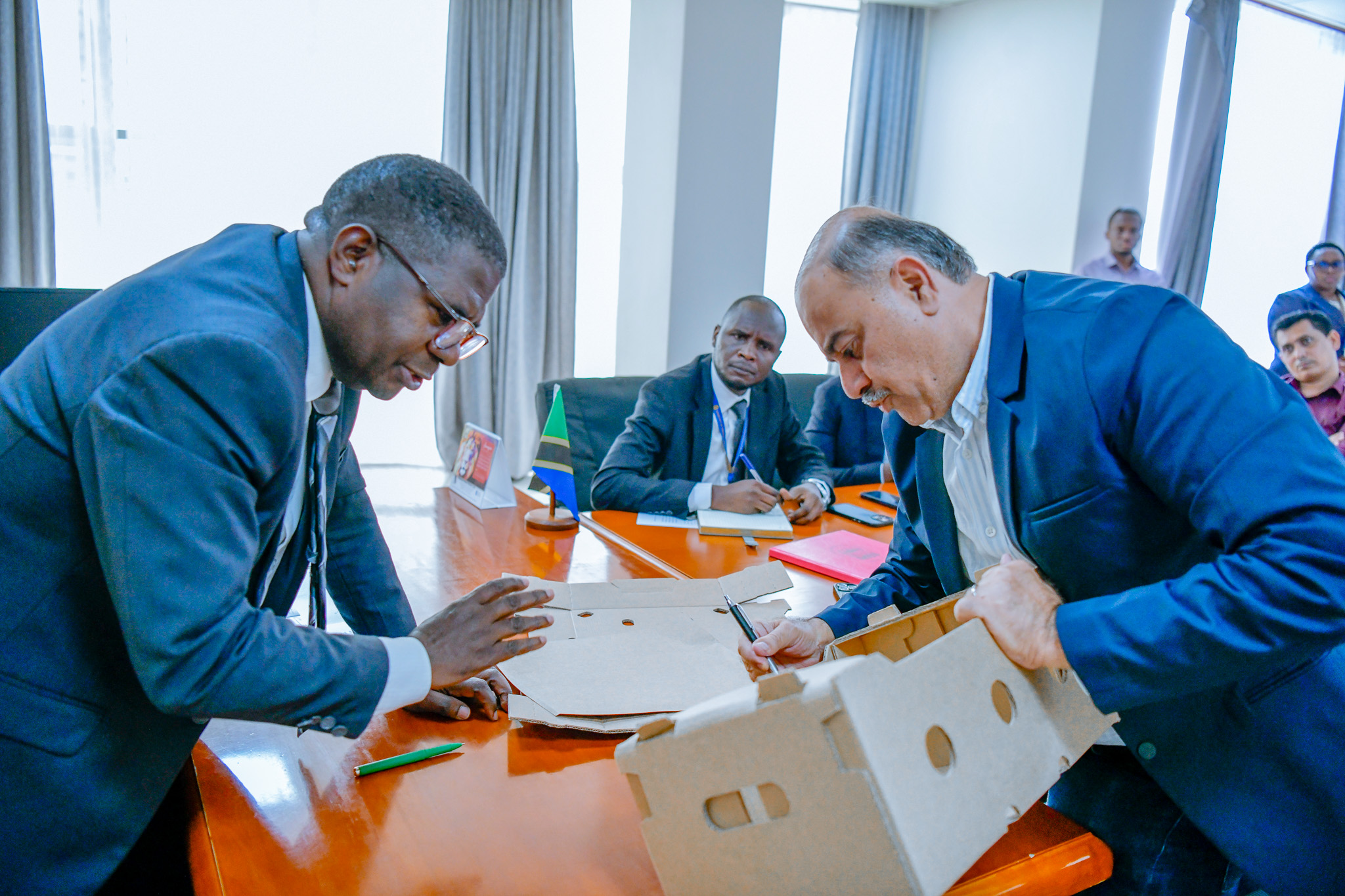 Mshamu Ali Munde meeting with manufacturing sector representatives in Dodoma, discussing private sector investment, industrial growth, and Tanzania’s Vision 2050 development agenda.