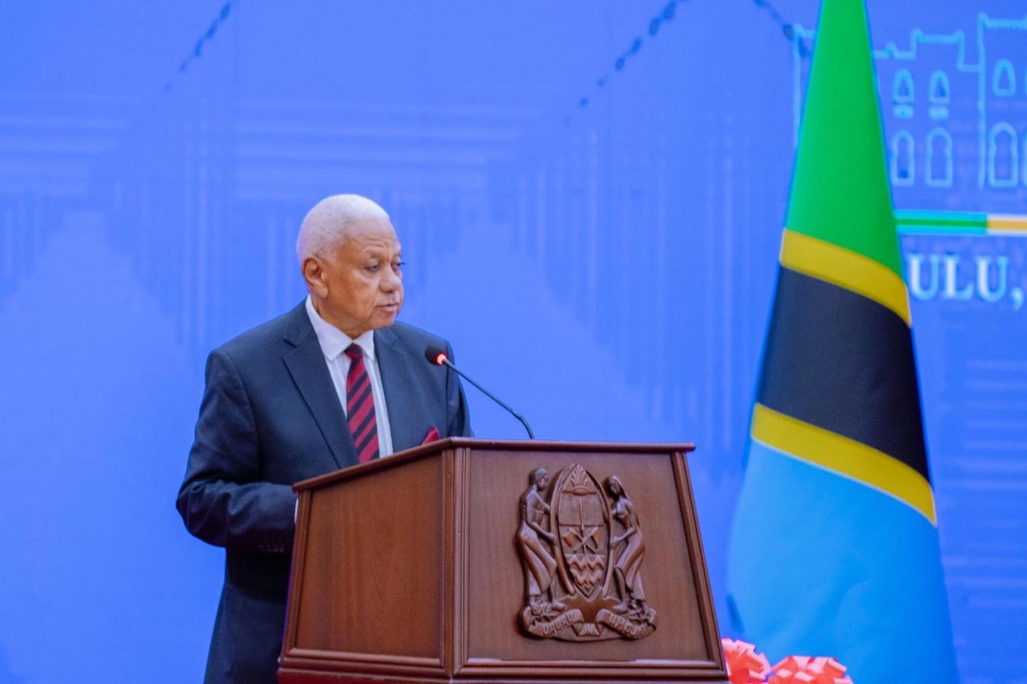 Mohamed Chande Othman presenting the summary of the Presidential Commission report on the 2025 election unrest at State House in Dar es Salaam.