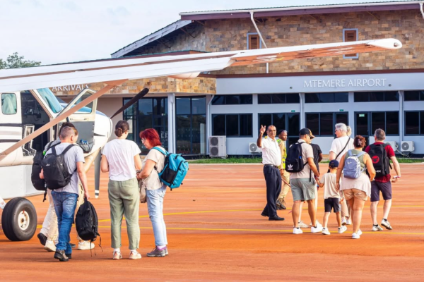 First tourist aircraft landing at Mtemere Airstrip inside Nyerere National Park, marking a major milestone in Tanzania’s tourism and aviation development.